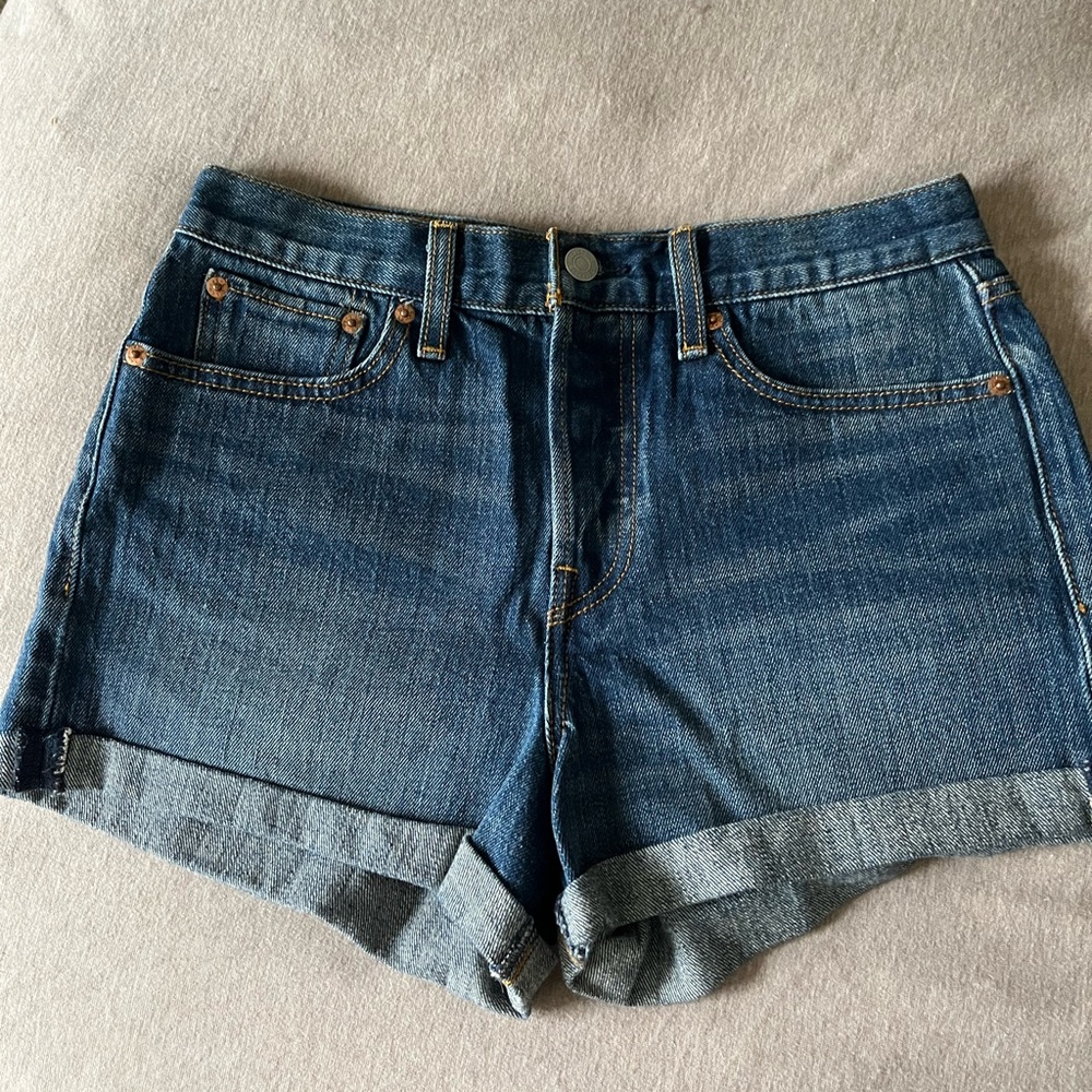 Dark wash Levi shorts